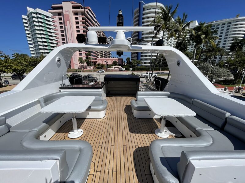 Rodman 110Ft  with Jacuzzi Available for Rent in Miami Fl for up to 13 Guest. - Image 5